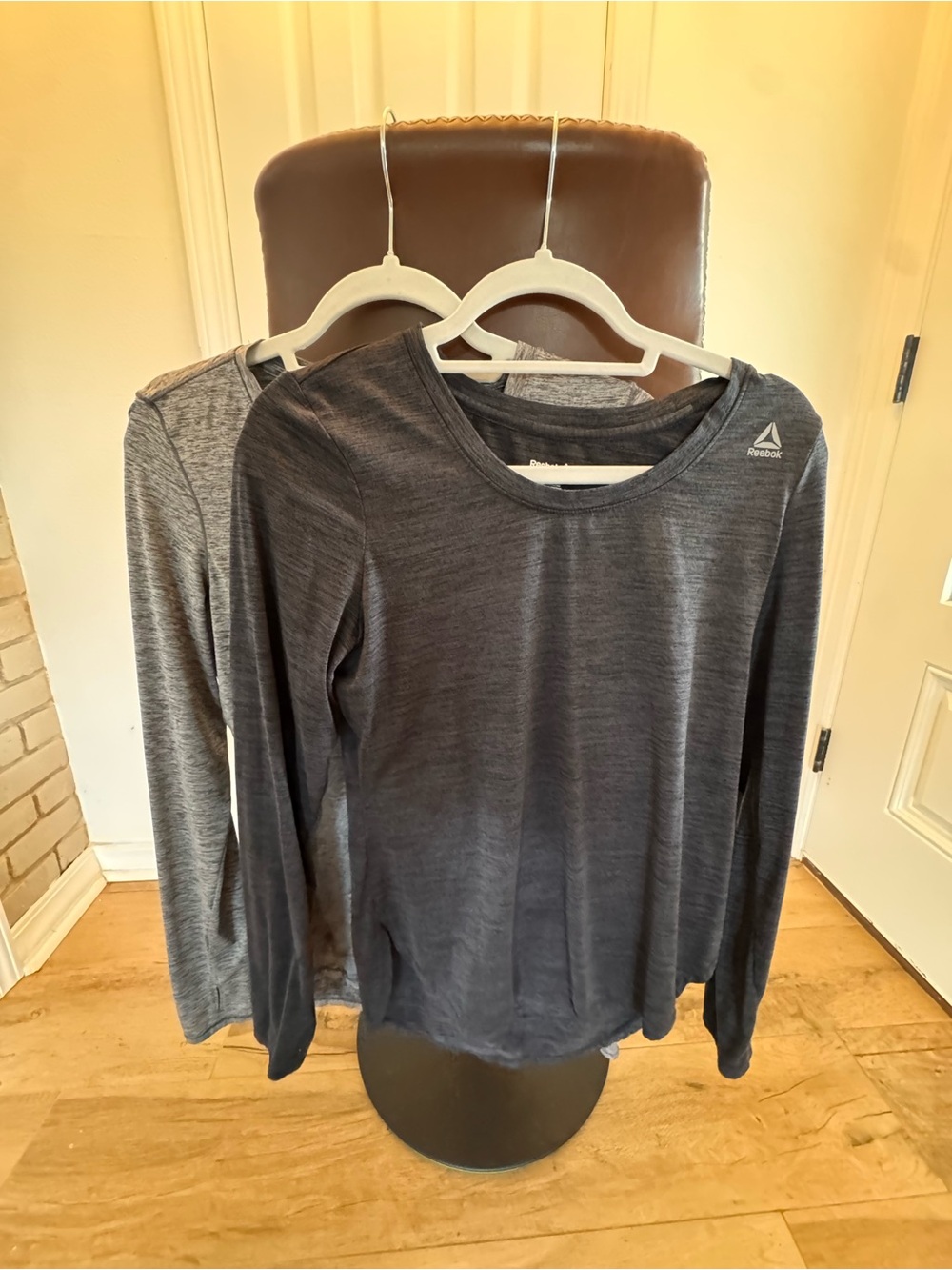 Reebok Long Sleeve Crewneck Tee - Dark Gray